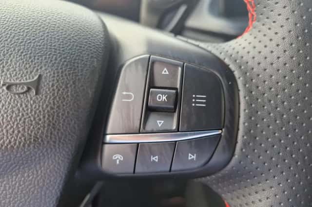 Ford Kuga (2024) thumbnail 18