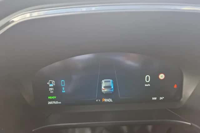 Ford Kuga (2024) thumbnail 21