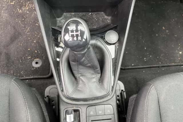 Ford Fiesta (2020) thumbnail 24