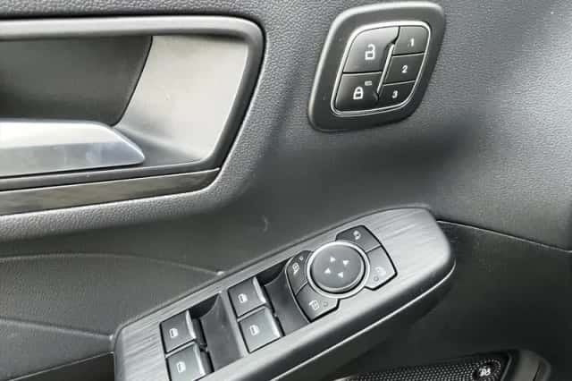Ford Kuga (2026) thumbnail 17