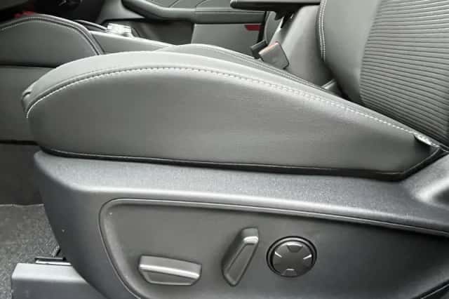 Ford Kuga (2026) thumbnail 18