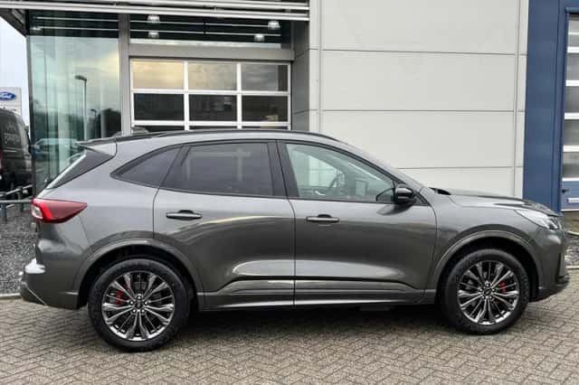 Ford Kuga (2026) thumbnail 4