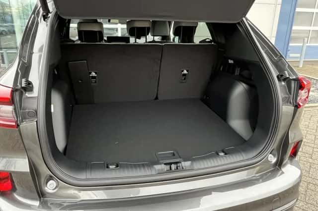 Ford Kuga (2026) thumbnail 10