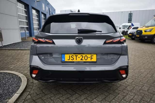 Peugeot e-308 (2025) thumbnail 6