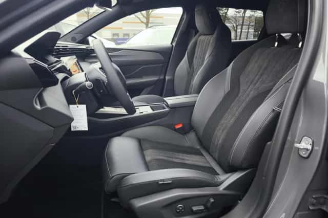 Peugeot e-308 (2025) thumbnail 8