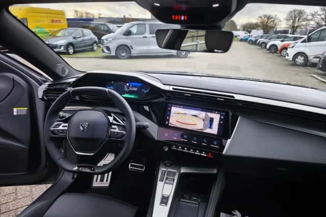 Peugeot e-308 (2025) thumbnail 10