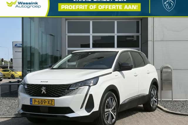 Peugeot 3008 (2022) thumbnail 1