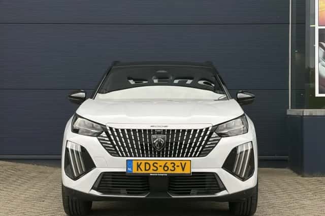 Peugeot e-2008 (2026) thumbnail 3
