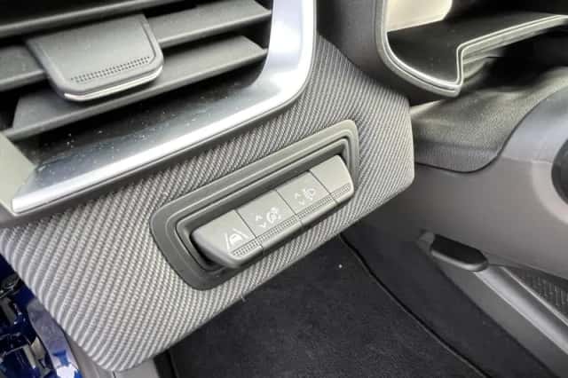 Renault Clio (2023) thumbnail 16