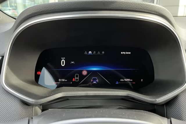 Renault Clio (2023) thumbnail 18