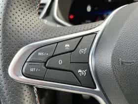 Renault Clio (2023) thumbnail 19