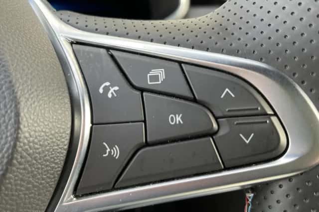 Renault Clio (2023) thumbnail 20