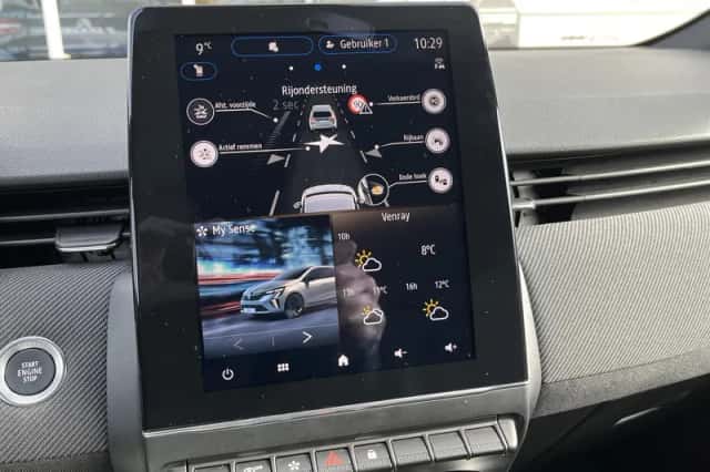 Renault Clio (2023) thumbnail 22