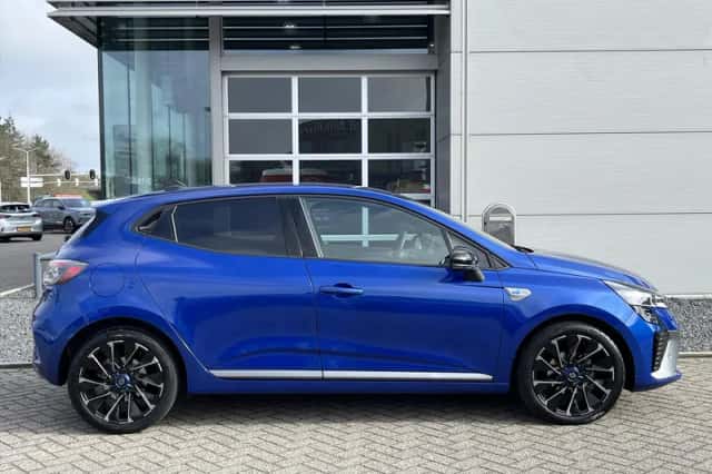 Renault Clio (2023) thumbnail 5