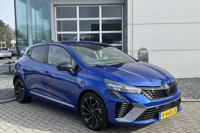 Renault Clio (2023) thumbnail 7