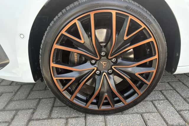 CUPRA Leon (2021) thumbnail 16