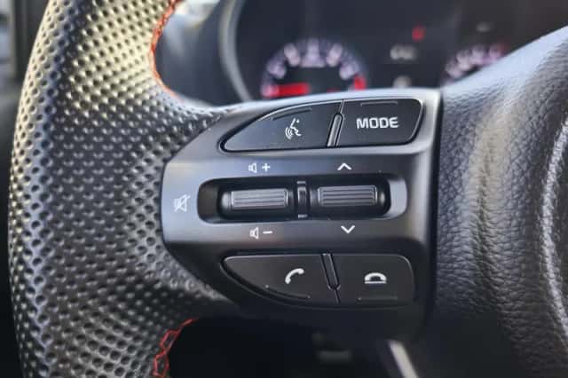 Kia Picanto (2024) thumbnail 16