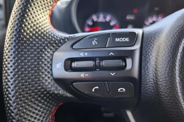 Kia Picanto (2024) thumbnail 23