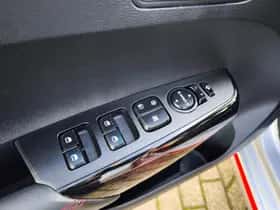 Kia Picanto (2024) thumbnail 24