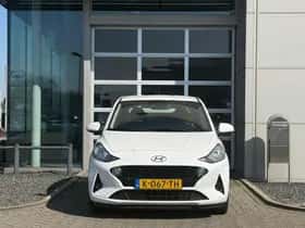 Hyundai i10 (2021) thumbnail 2