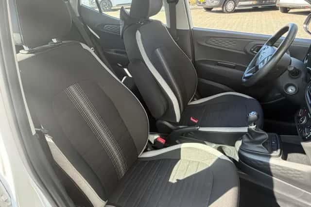 Hyundai i10 (2021) thumbnail 17