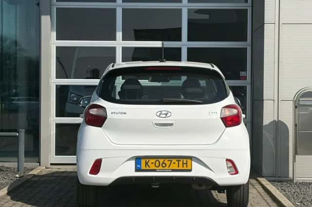 Hyundai i10 (2021) thumbnail 8