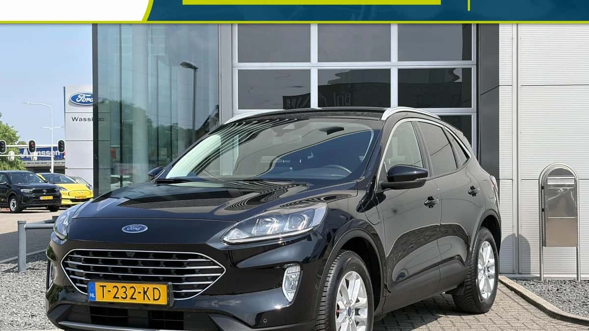 Ford Kuga (2023) — foto 1