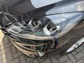 Ford Kuga (2023) thumbnail 12