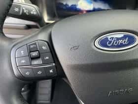 Ford Kuga (2023) thumbnail 19