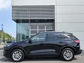 Ford Kuga (2023) thumbnail 5