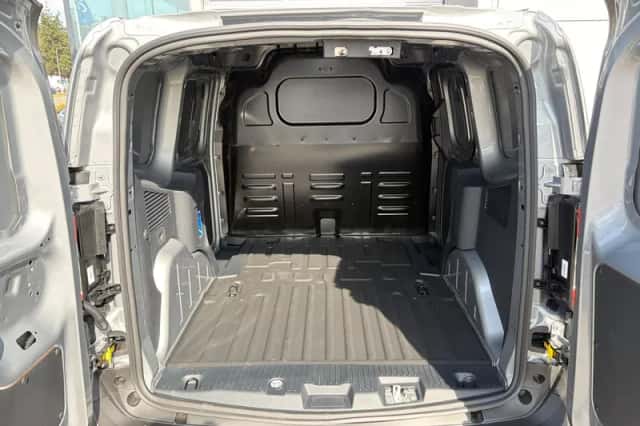 Ford Transit Courier (2026) thumbnail 11