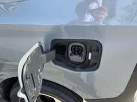 Ford Transit Courier (2026) thumbnail 13