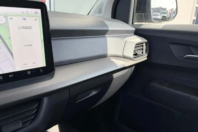 Ford Transit Courier (2026) thumbnail 17