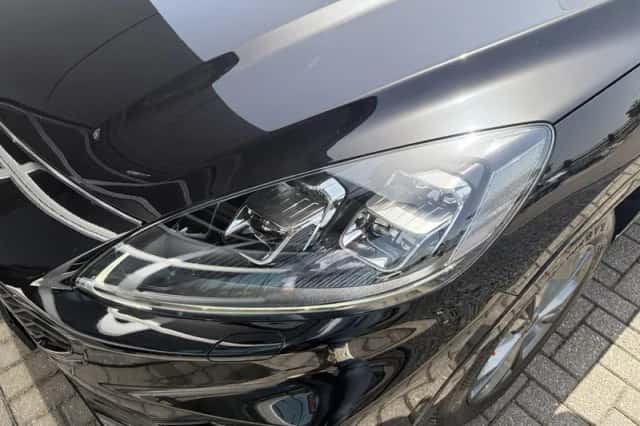 Ford Kuga (2023) thumbnail 11