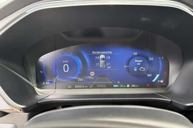 Ford Kuga (2023) thumbnail 25