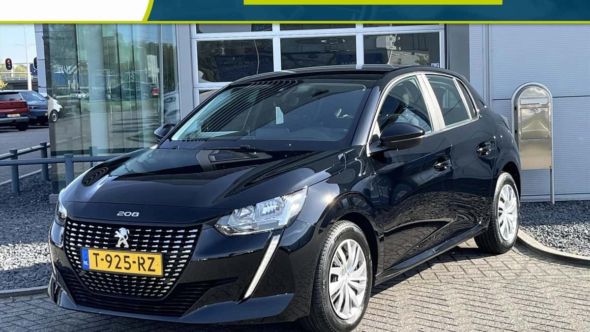 Peugeot 208 (2023) — foto 1