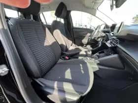 Peugeot 208 (2023) thumbnail 10