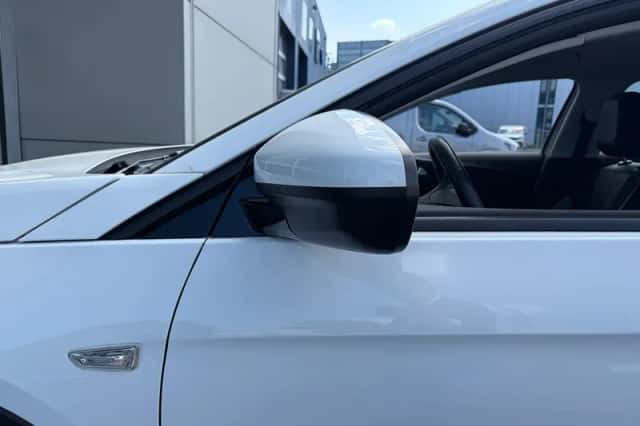 Opel Grandland X (2021) thumbnail 19