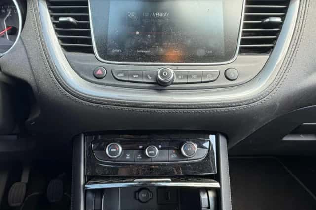 Opel Grandland X (2021) thumbnail 24