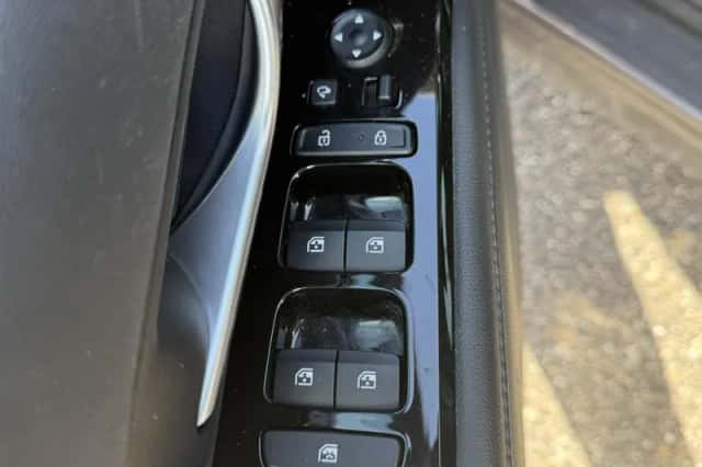 Hyundai Tucson (2021) thumbnail 12