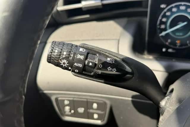 Hyundai Tucson (2021) thumbnail 18