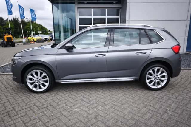 Škoda Kamiq (2023) thumbnail 2