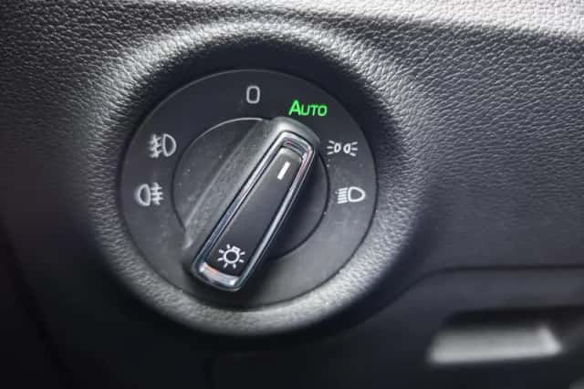 Škoda Kamiq (2023) thumbnail 19