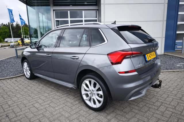 Škoda Kamiq (2023) thumbnail 3