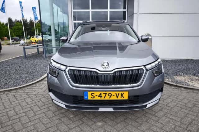 Škoda Kamiq (2023) thumbnail 4