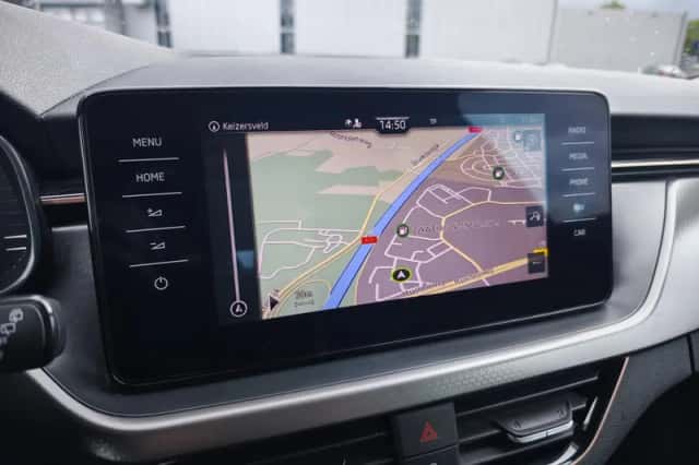 Škoda Kamiq (2023) thumbnail 10