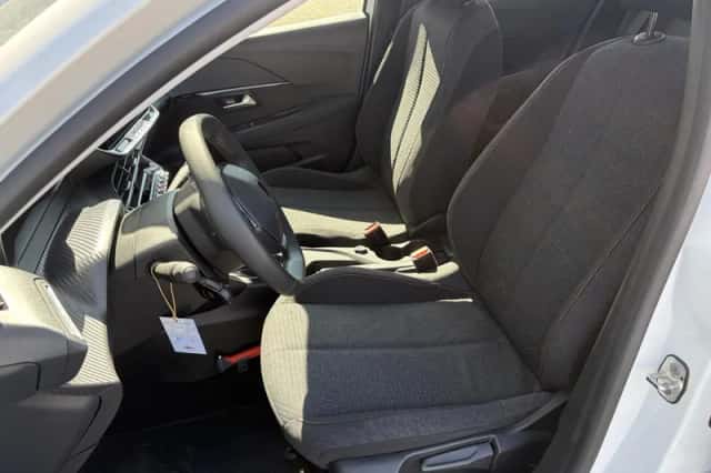 Peugeot 208 (2025) thumbnail 14