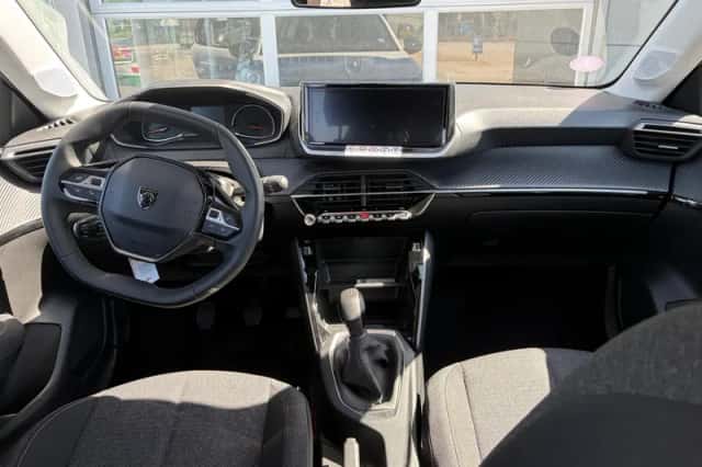 Peugeot 208 (2025) thumbnail 17