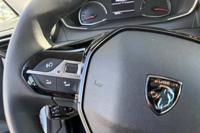 Peugeot 208 (2025) thumbnail 19
