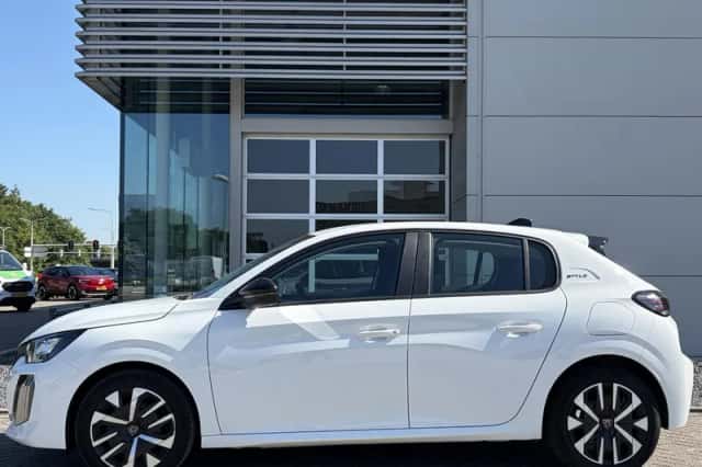 Peugeot 208 (2025) thumbnail 5